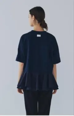 yori ヨリ　ソリッドバックフレア Tee ネイビーのサムネイル