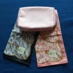 KRIZIA ハンカチ2枚とポーチセットのサムネイル