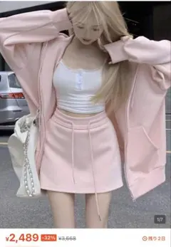 ピンク フード付きパーカー スカートセット