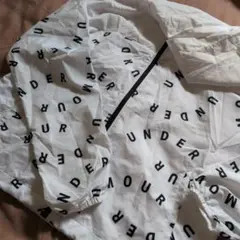 Under Armour ホワイトウィンドブレーカー M