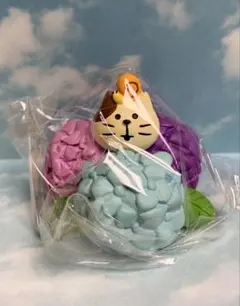 コンコンブル 紫陽花ひょっこり猫 concombre 置物 あじさい アジサイのサムネイル