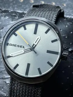 DIESEL DZ1832 グレー 新品キャバスベルト　5BAR 美品　稼働品