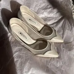 DIANA ベージュ ポインテッドトゥ 22 EM