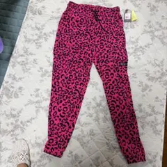 ⭐️ 正規品 大人気完売品 ⭐️ZUMBAパンツ⭐️豹柄 ピンクカーゴ