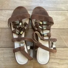 JIMMY CHOO ブラウン タッセル装飾 サンダル