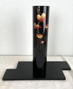 漆器 花瓶 黒地 金蒔絵風 花柄 - メルカリ