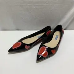 【新品】PRADA プラダ ハートモチーフ パテントレザー フラットパンプスのサムネイル
