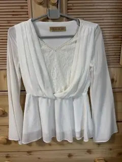 CECI McBEE ホワイト長袖ブラウス　Mサイズ