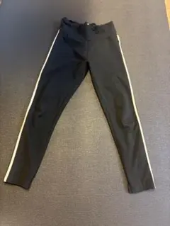 ユニクロキッズ　エアリズムレギンス　150 レギンス ブラック 黒