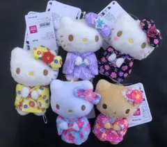 超お買得‼️正規品　新品タグ付　ハローキティ 着物デザイン キーホルダー5set❣️