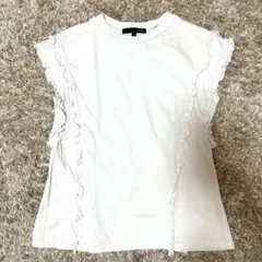 フリル　付き　ホワイト　ノースリーブ　Tシャツ　レディース