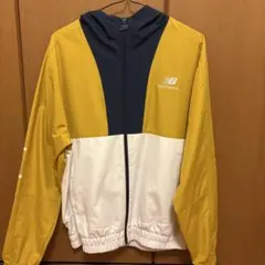 New Balance ウィンドブレーカー