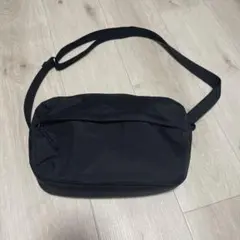 無印良品ショルダーバッグ ブラック