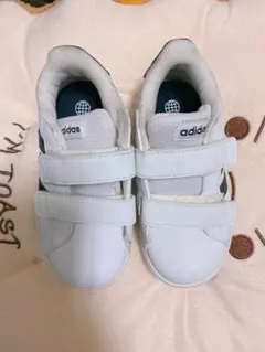 Adidas 子供用スニーカー14cm