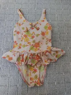 女の子　花柄フリル付きワンピース水着　120サイズ