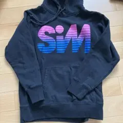 sim パーカー
