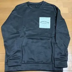 ブラックトレーナー　ポケット付き　新品