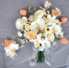 2点セットチューリップ・胡蝶蘭入り ホワイトブーケ風