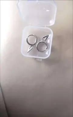 シルバースパイクデザインピアス