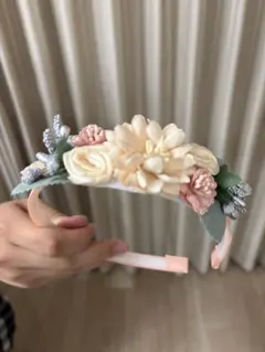 花飾り付きカチューシャ
