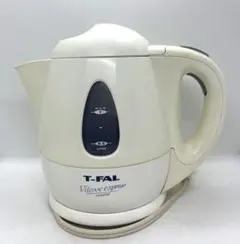 動作確認済 T-fal 電気ケトル 1L 1450W 中古のサムネイル