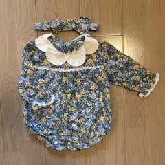 ブルー　花柄ロンパース 80 ヘアバンド付き