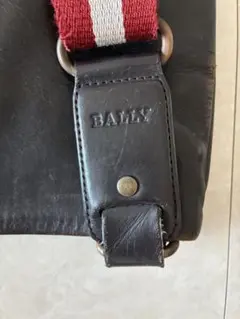 BALLY レザー ショルダーバッグのサムネイル