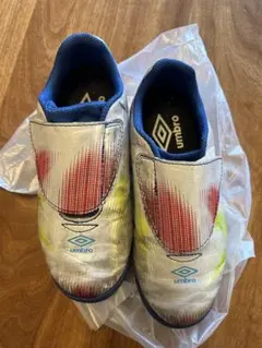 umbro サッカーシューズ18cm