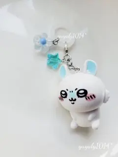 ♡ちいかわモモンガ フラワー アンブレラめじるしチャーム アクセ フィギュア