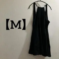 【M】ブラック 黒 キャミワンピース 大胆デザイン シンプル 裾フリル