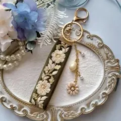 mamerin ♪様お取引中⭐2908⭐❣️大人可愛い華やかアクセ❣️オリジナル