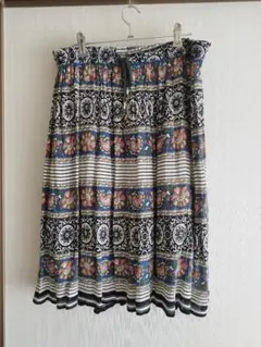 フレアスカート 花柄 ひざ丈