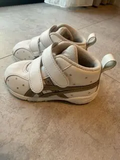 アシックス 星柄ホワイト 15.5cm