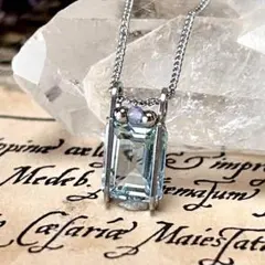 宝石質♪ブルートパーズ☆ワイヤーラップ アート ジュエリーネックレス