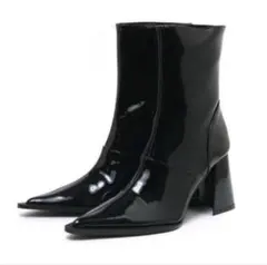 melt the lady enamel pointed short bootsのサムネイル