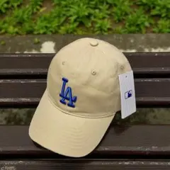 LAドジャース　ベースボールキャップ　ベージュ　ユニセックス　韓国　新品　即日発
