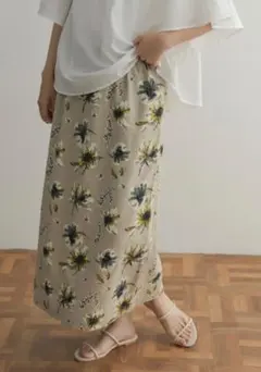 【新品】URBAN RESEARCH DOORS リネンコットンフラワースカート