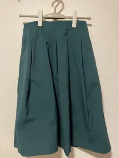 ユニクロ スカート (緑)