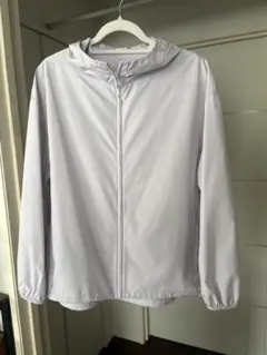 UNIQLO ／ユニクロ　ポケッタブルUVカットパーカ 　ライトグレー　ＸＬのサムネイル