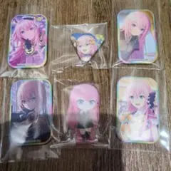 プロセカ　巡音ルカ　マイセカイアクリルフィギュア　スクエア缶バッジ　三角缶バッチ