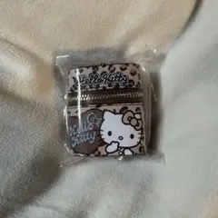 スカーフ付きチャームポーチ　ハローキティ　ヒョウ柄