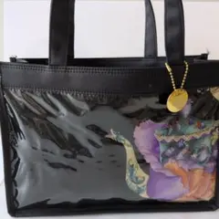 LEONARD アートデザインの黒いトートバッグ