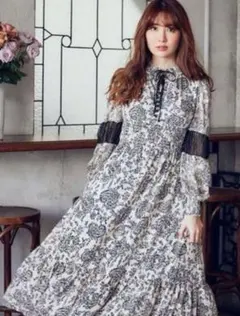 Herlipto Winter Floral Long-sleeve Dress