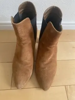 Item thumbnail for item f531b86a-3bbb-466d-8f26-25dbc544fd0d