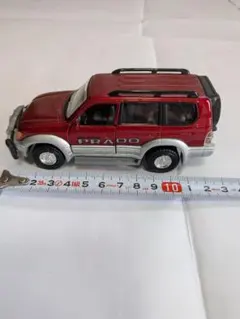 TINS TOYS トヨタ ランドクルーザー プラド ミニカーのサムネイル