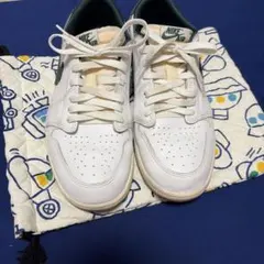 Nike Air Jordan 1 Low ホワイト グリーンのサムネイル
