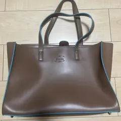 dazzlin ダズリン　バイカラートートバッグ　ロゴ型押し　大容量ハンドバッグ