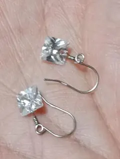 k10ピアス