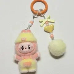 ラブブ　キーホルダー　帽子　オレンジ黄色　labubu