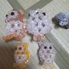 ビーズで、手作りです。